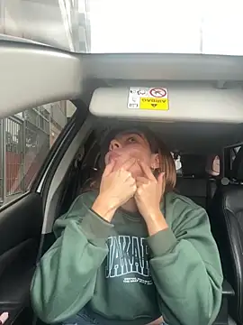 Snapshot of AllieYourGirl chatting on October 29, 4:53 pm AllieYourGirl online show from October 29, 4:53 pm