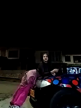 Arii collins1 online show from October 8, 3:59 am