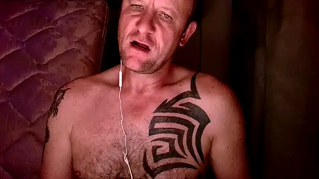 Yournaughty online show from October 16, 4:02 am