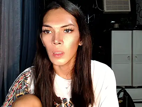 Snapshot of ladyhotcuming chatting on July 13, 4:10 pm ladyhotcuming online show from July 13, 4:10 pm