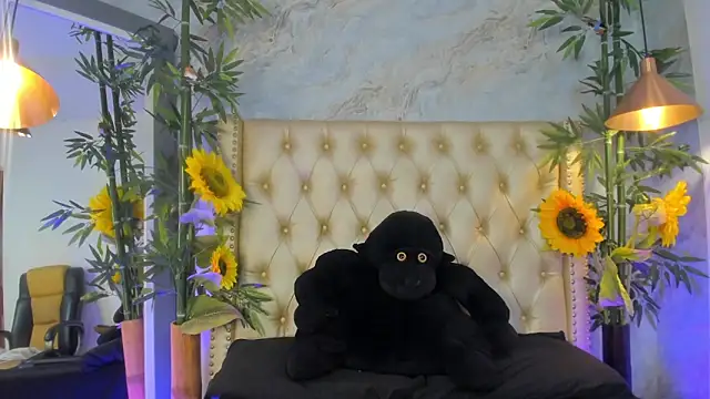 LittleeJaz online show from February 4, 2:28 am