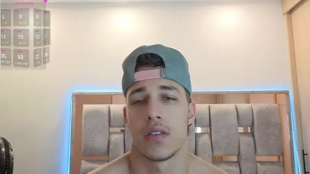 orionblaze69  online show from March 30, 7:04 pm