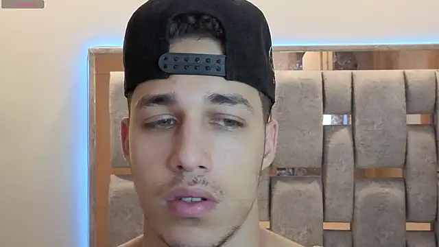 orionblaze69  online show from April 2, 2:42 am