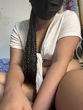 Snapshot of Ariana__Marie chatting on November 22, 11:15 pm Ariana Marie online show from November 22, 11:15 pm