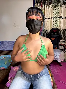 Snapshot of Ariana__Marie chatting on November 24, 5:34 pm Ariana Marie online show from November 24, 5:34 pm