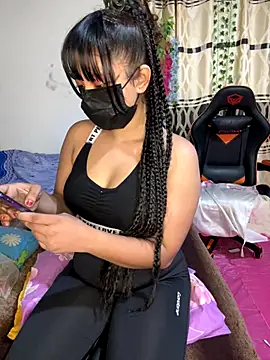 Snapshot of Ariana__Marie chatting on November 26, 10:11 pm Ariana Marie online show from November 26, 10:11 pm