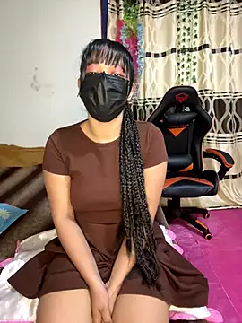 Snapshot of Ariana__Marie chatting on November 27, 5:48 pm Ariana Marie online show from November 27, 5:48 pm