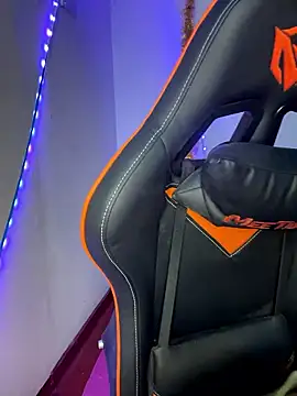 Snapshot of Ariana__Marie chatting on January 15, 5:27 pm Ariana Marie online show from January 15, 5:27 pm