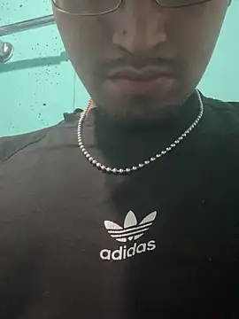 Snapshot of alexmengrande chatting on April 5, 1:36 am alexmengrande online show from April 5, 1:36 am