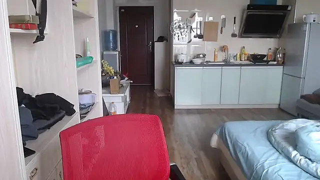 Snapshot of Azyrrgg chatting on November 9, 6:01 am Azyrrgg online show from November 9, 6:01 am