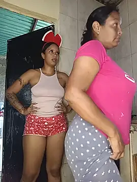 Snapshot of Fernanda30 chatting on June 14, 2:19 pm Fernanda30 online show from June 14, 2:19 pm