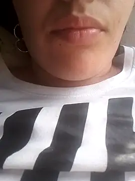 Snapshot of Michellematto chatting on September 8, 7:35 pm Michellematto online show from September 8, 7:35 pm