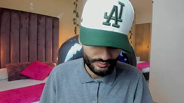 Ryan Jackson  online show from December 19, 11:56 pm