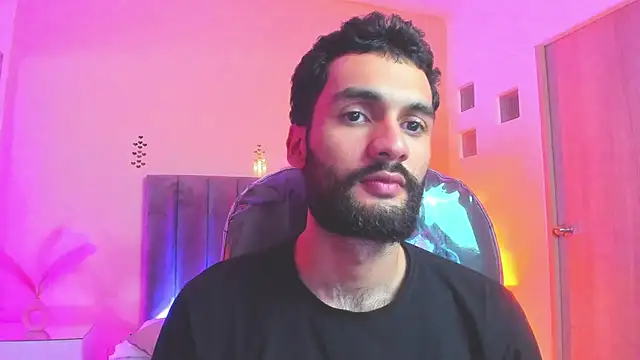 Ryan Jackson  online show from January 18, 8:40 am