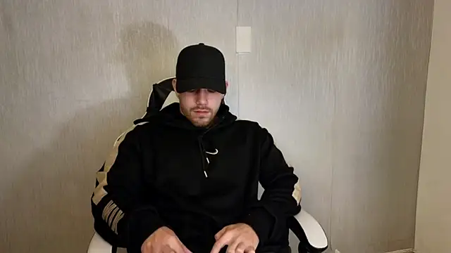 Snapshot of Ades_Lowe chatting on October 10, 11:42 am Ades Lowe online show from October 10, 11:42 am