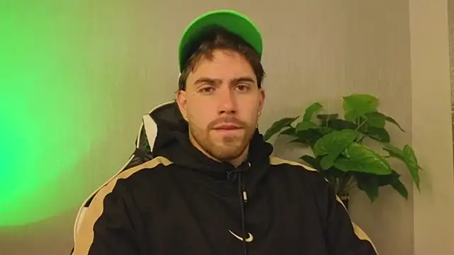 Ades Lowe online show from December 18, 11:16 am