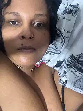 Snapshot of sandrisima1 chatting on February 4, 1:44 am sandrisima1 online show from February 4, 1:44 am