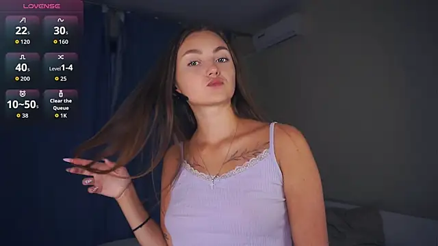 LoraDavi online show from October 15, 7:30 am