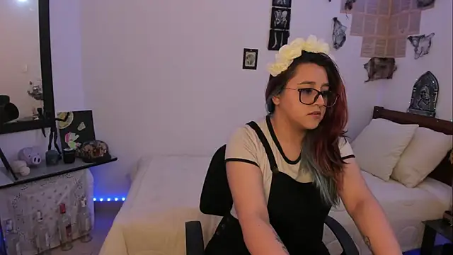 Cherry blush  online show from October 20, 9:37 pm