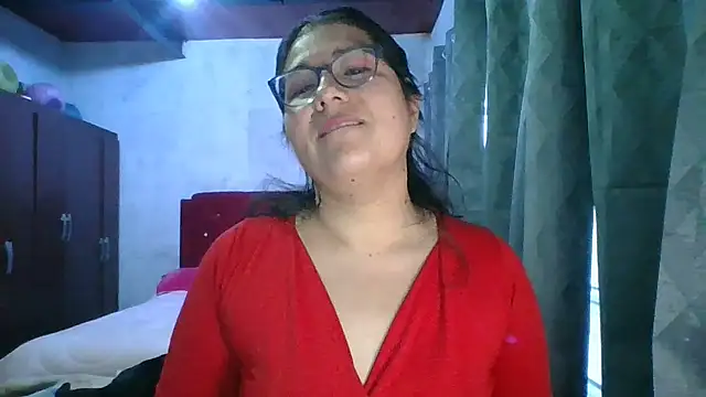 scarlett widow  online show from January 11, 11:26 am