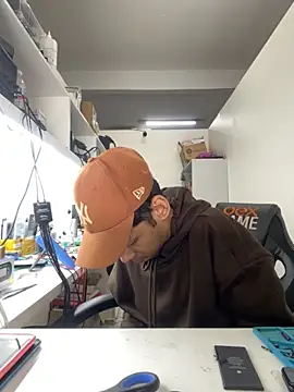 Snapshot of Oqui chatting on March 20, 7:41 pm Oqui online show from March 20, 7:41 pm