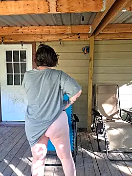 Snapshot of valeriejane chatting on November 4, 9:14 pm valeriejane online show from November 4, 9:14 pm