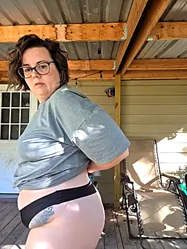 Snapshot of valeriejane chatting on November 5, 9:15 pm valeriejane online show from November 5, 9:15 pm