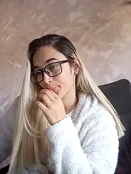 Mariam Arango online show from October 6, 9:23 pm