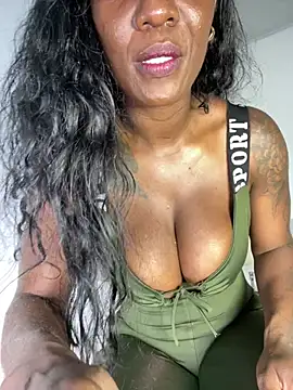 Snapshot of Bustykeyla chatting on December 19, 10:53 pm Bustykeyla online show from December 19, 10:53 pm