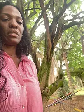 Snapshot of Bustykeyla chatting on March 8, 9:29 pm Bustykeyla online show from March 8, 9:29 pm