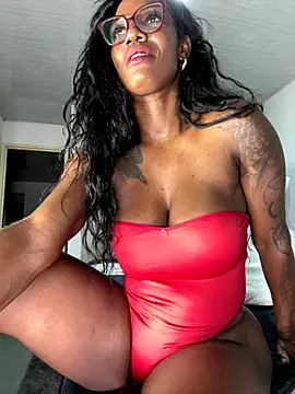 Snapshot of Bustykeyla chatting on September 28, 12:16 am Bustykeyla online show from September 28, 12:16 am