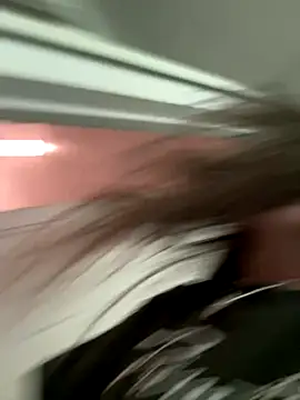 Snapshot of Alix_Valentine chatting on October 20, 7:58 pm Alix Valentine online show from October 20, 7:58 pm