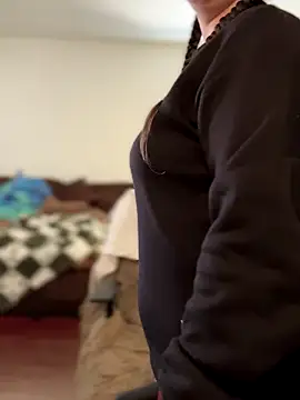 Snapshot of Alix_Valentine chatting on October 29, 7:48 pm Alix Valentine online show from October 29, 7:48 pm