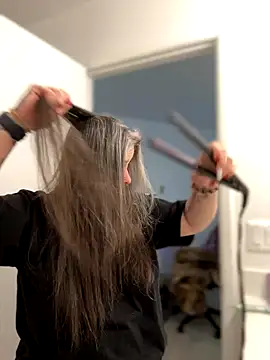 Snapshot of Alix_Valentine chatting on November 15, 3:30 pm Alix Valentine online show from November 15, 3:30 pm