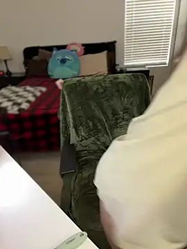 Alix Valentine online show from February 8, 5:38 pm