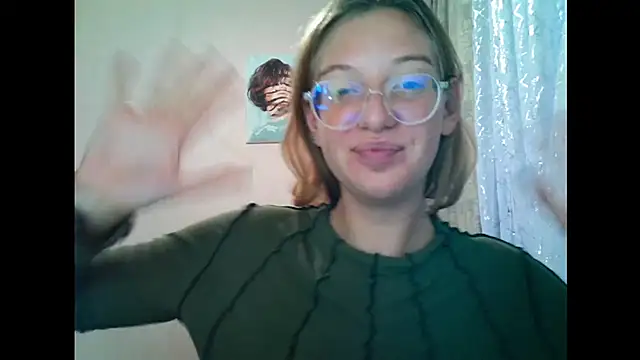 Lily Ember online show from September 24, 3:04 pm