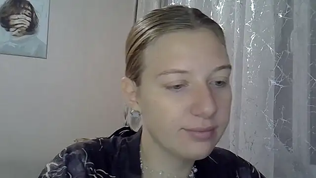 Lily Ember online show from October 4, 7:23 pm