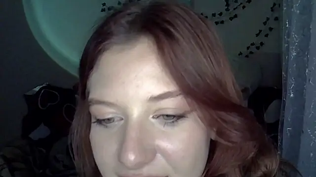 Lily Ember online show from November 19, 6:19 pm