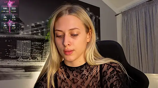 Snapshot of ChristyMarshall chatting on September 26, 5:39 pm ChristyMarshall online show from September 26, 5:39 pm