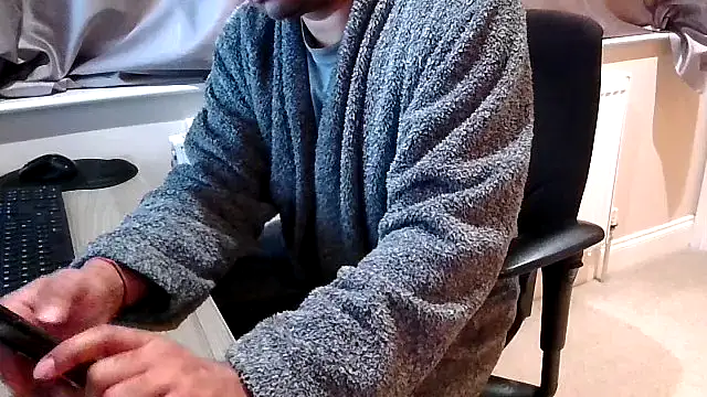 rogamuffin online show from January 8, 11:29 pm