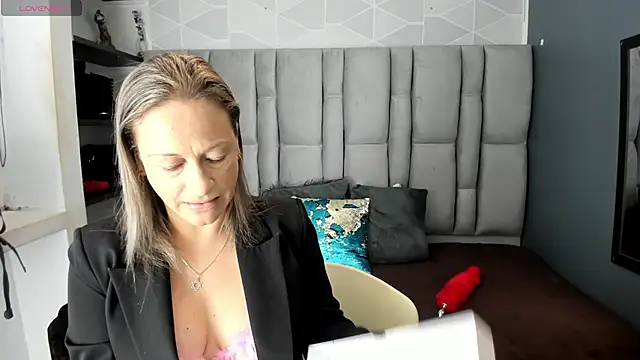 Charlot milf online show from January 7, 11:56 am