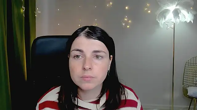 Snapshot of MartaEdams chatting on January 19, 9:24 am MartaEdams online show from January 19, 9:24 am