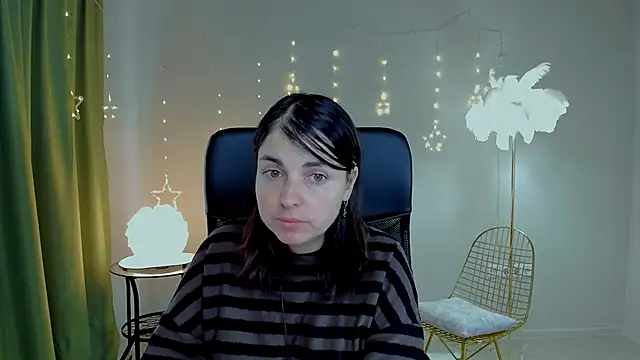 Snapshot of MartaEdams chatting on February 3, 6:22 am MartaEdams online show from February 3, 6:22 am