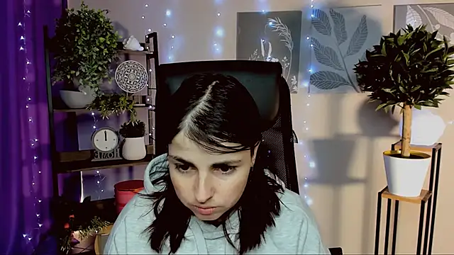 Snapshot of MartaEdams chatting on February 4, 9:26 am MartaEdams online show from February 4, 9:26 am