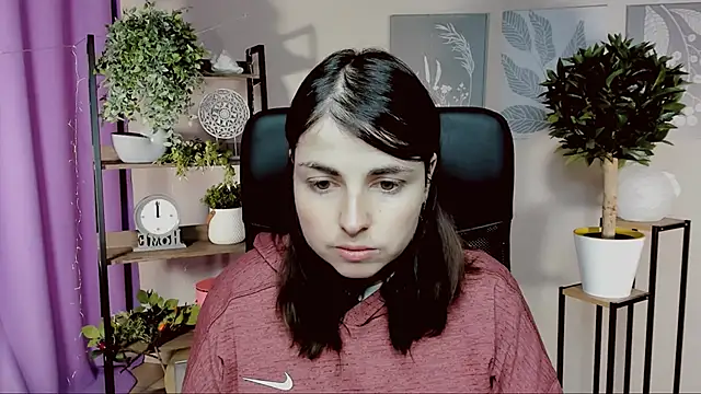 Snapshot of MartaEdams chatting on March 9, 5:55 am MartaEdams online show from March 9, 5:55 am