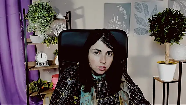 Snapshot of MartaEdams chatting on March 18, 6:16 am MartaEdams online show from March 18, 6:16 am