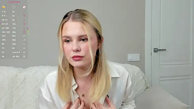 Snapshot of EngelDutch chatting on October 23, 3:11 pm EngelDutch online show from October 23, 3:11 pm