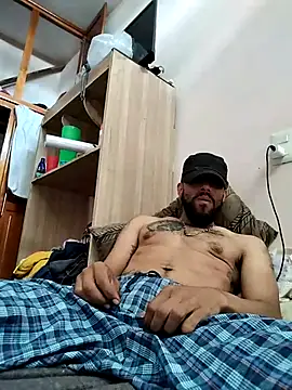 wolfsexmxn online show from September 21, 8:21 pm