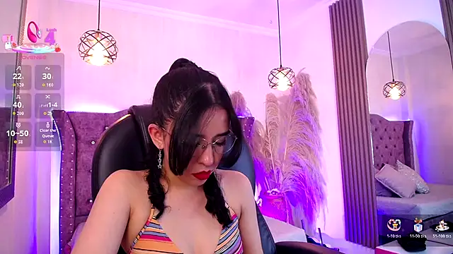 Amara Davis online show from December 23, 4:10 am