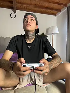 samm4044 online show from February 28, 7:37 pm